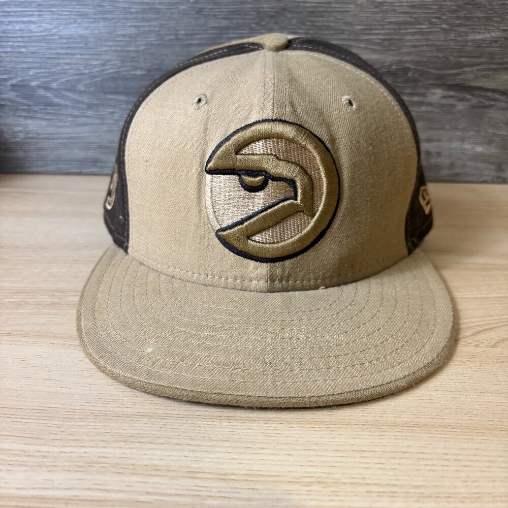 Vintage Atlanta Hawks Hat Cap Fitted 7 1/2 Brown NBA Basketball Wool USA New Era